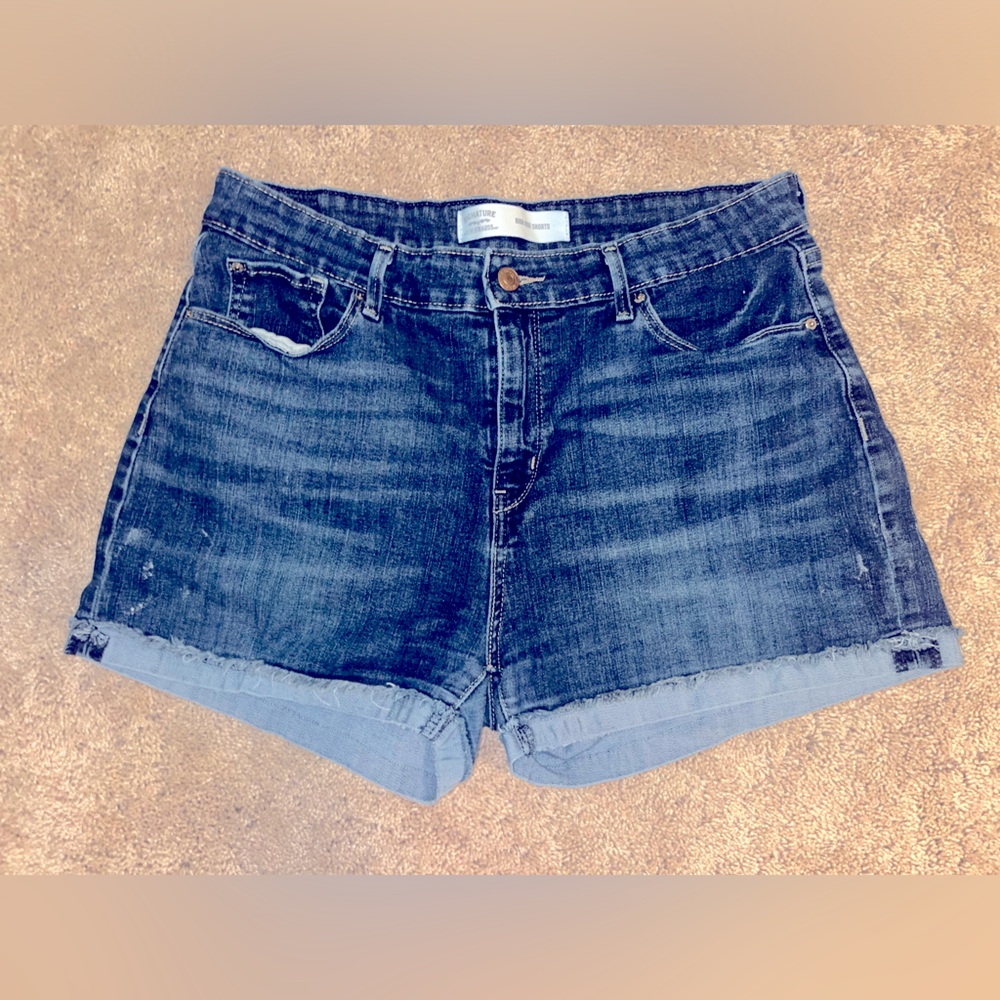 💙Levi’s High Rise Jean Shorts/Size 14